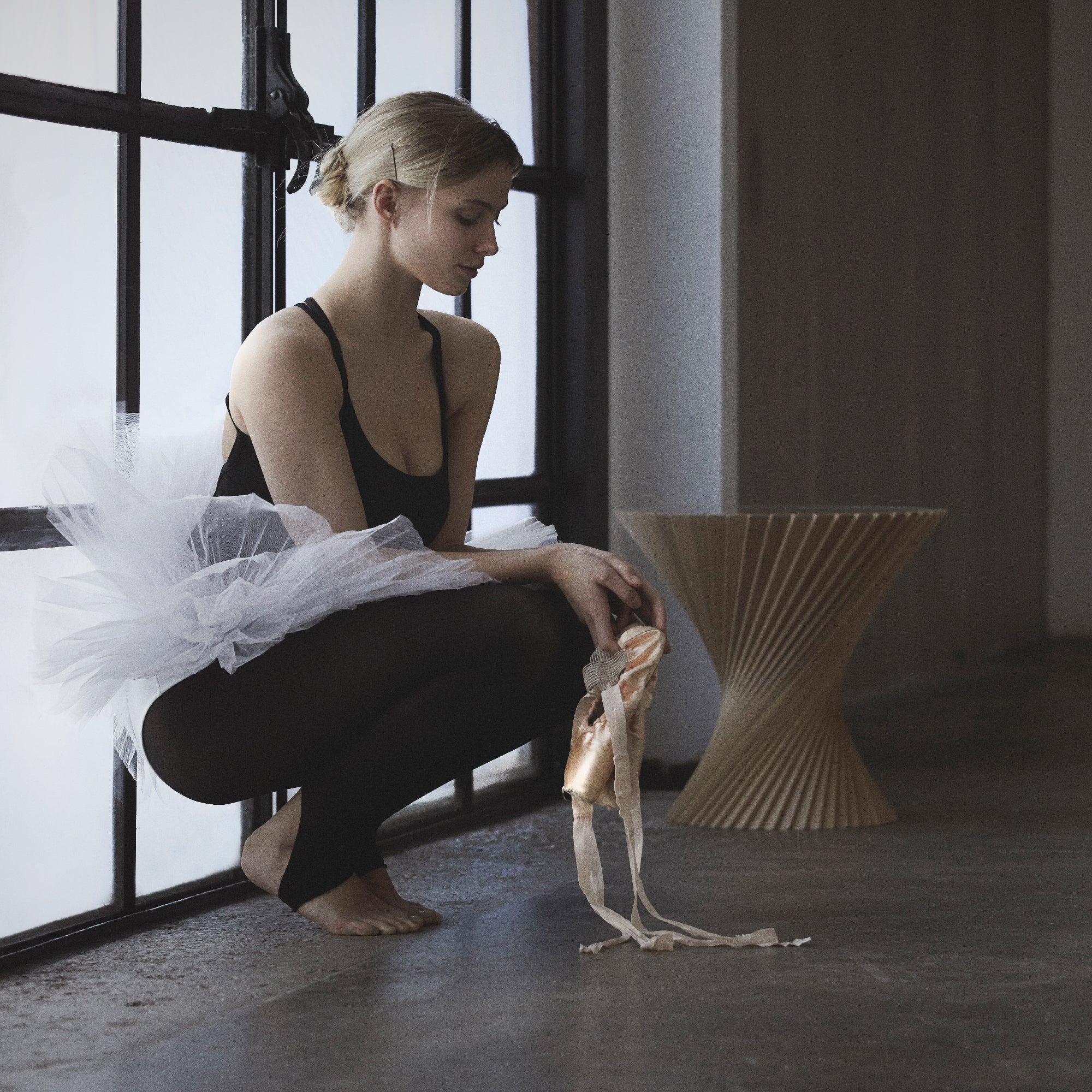 Hyperbel™ side table / Oak light